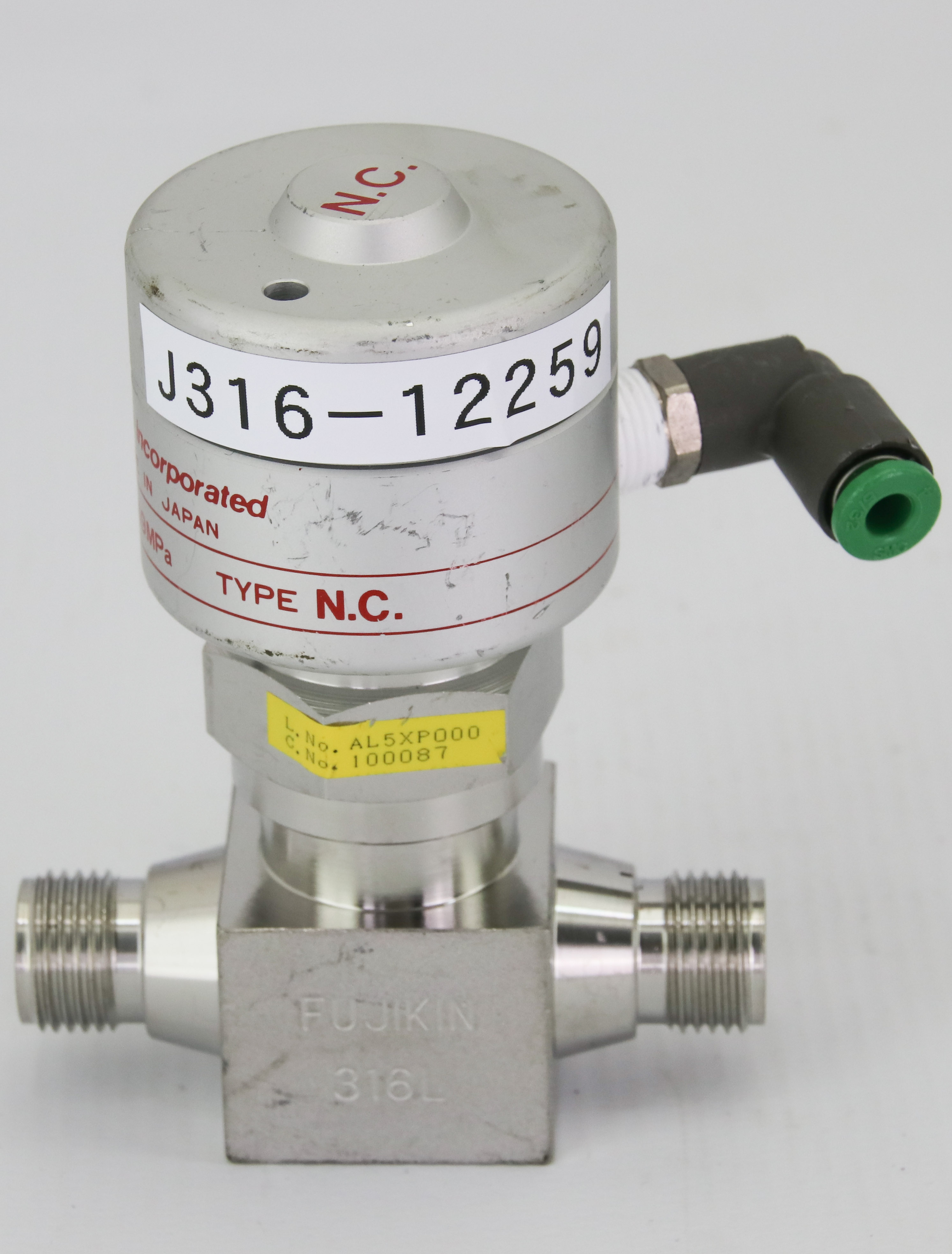 オーダー 12259 FUJIKIN PNEUMATIC ACTUATOR BELLOWS VALVE, O.P. 0.34 ~ 0.69